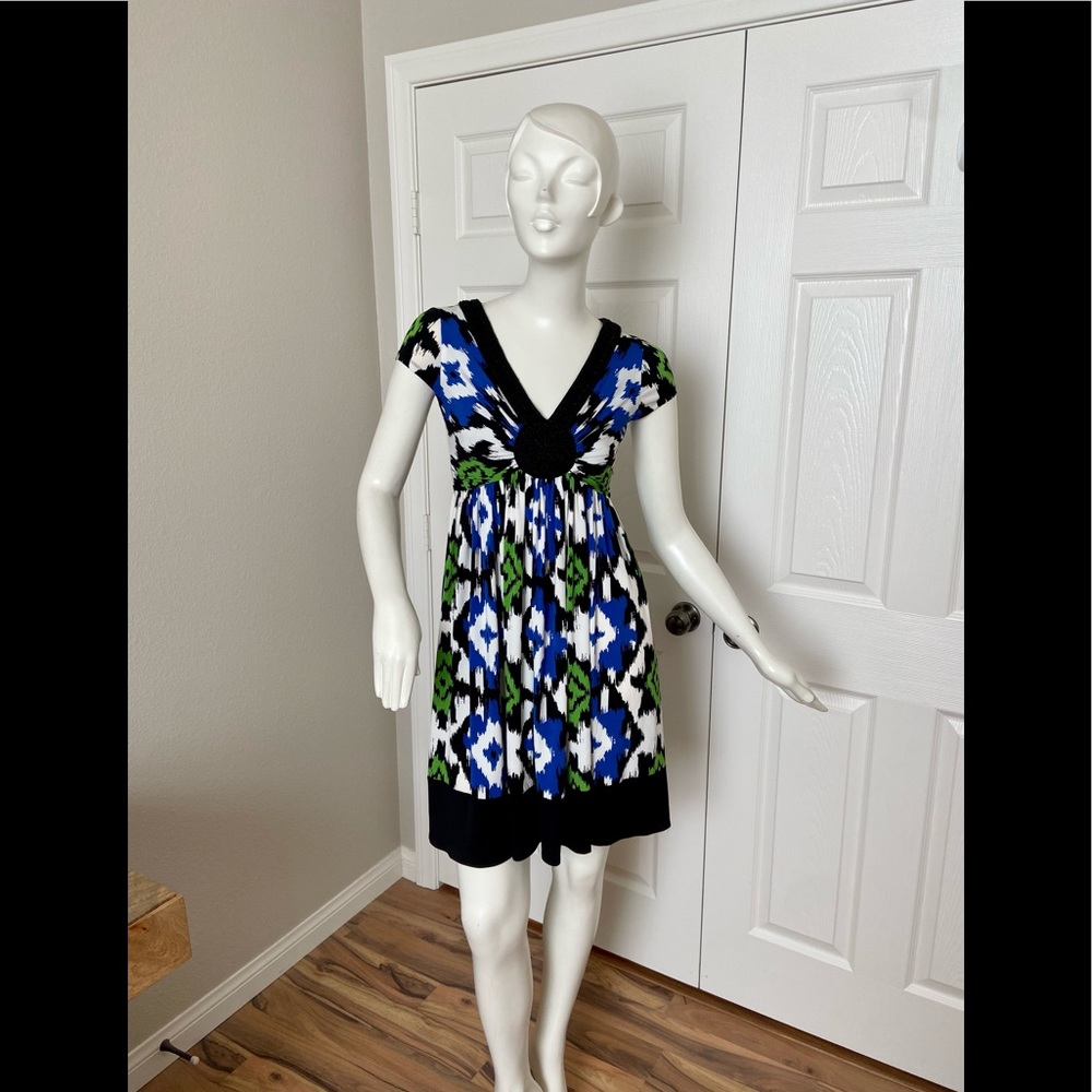 Maggy London Beaded V-Neck Multicolored Summer Dress size 4